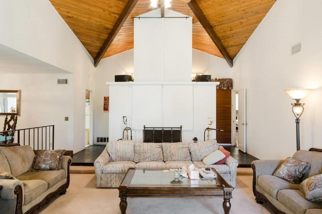 Beautiful House With Fantastic View In Azusa Extérieur photo